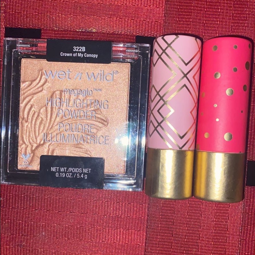 Makeup bundle
